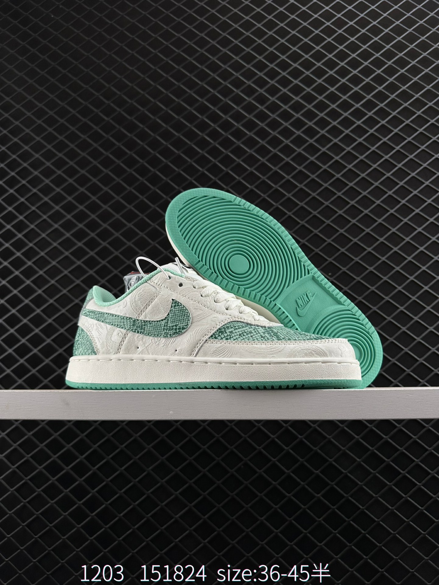 Nike Air Jordan 1 Low OG SP”Black/Green Toe“